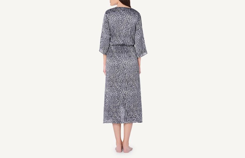 PCN1304_150I_4-ROBE-COMPRIDO-ANIMAL-PRINT