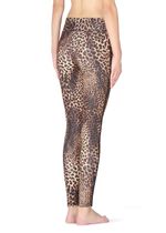 MODP0894_035C_2-LEGGINGS-COM-ESTAMPADO-ANIMALIER-E-FAIXA-LATERAL