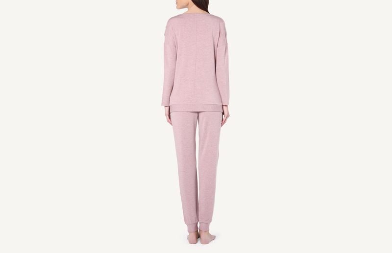 PLD776_3042_2-PIJAMA-COMPRIDO-BORDADOS-FLORAIS
