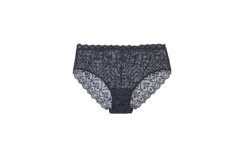 SI89P2_7210_1-CUECA-EM-RENDA