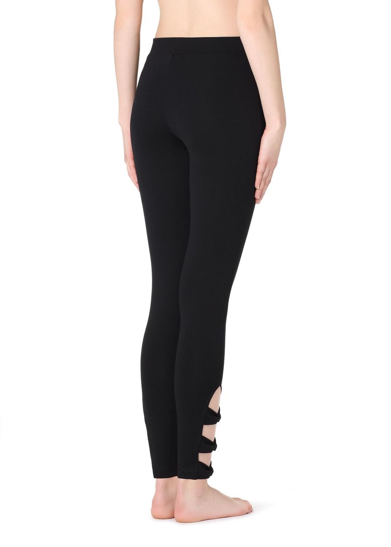 MODP0892_019_2-LEGGINGS-COM-DETALHES-LACO-LATERAL
