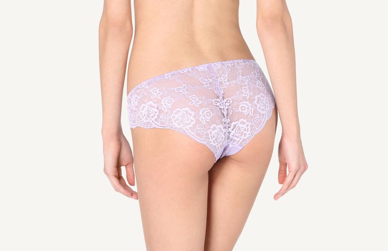 SI91P1_074I_2-CUECA-EM-RENDA-DE-CINTURA-DESCIDA