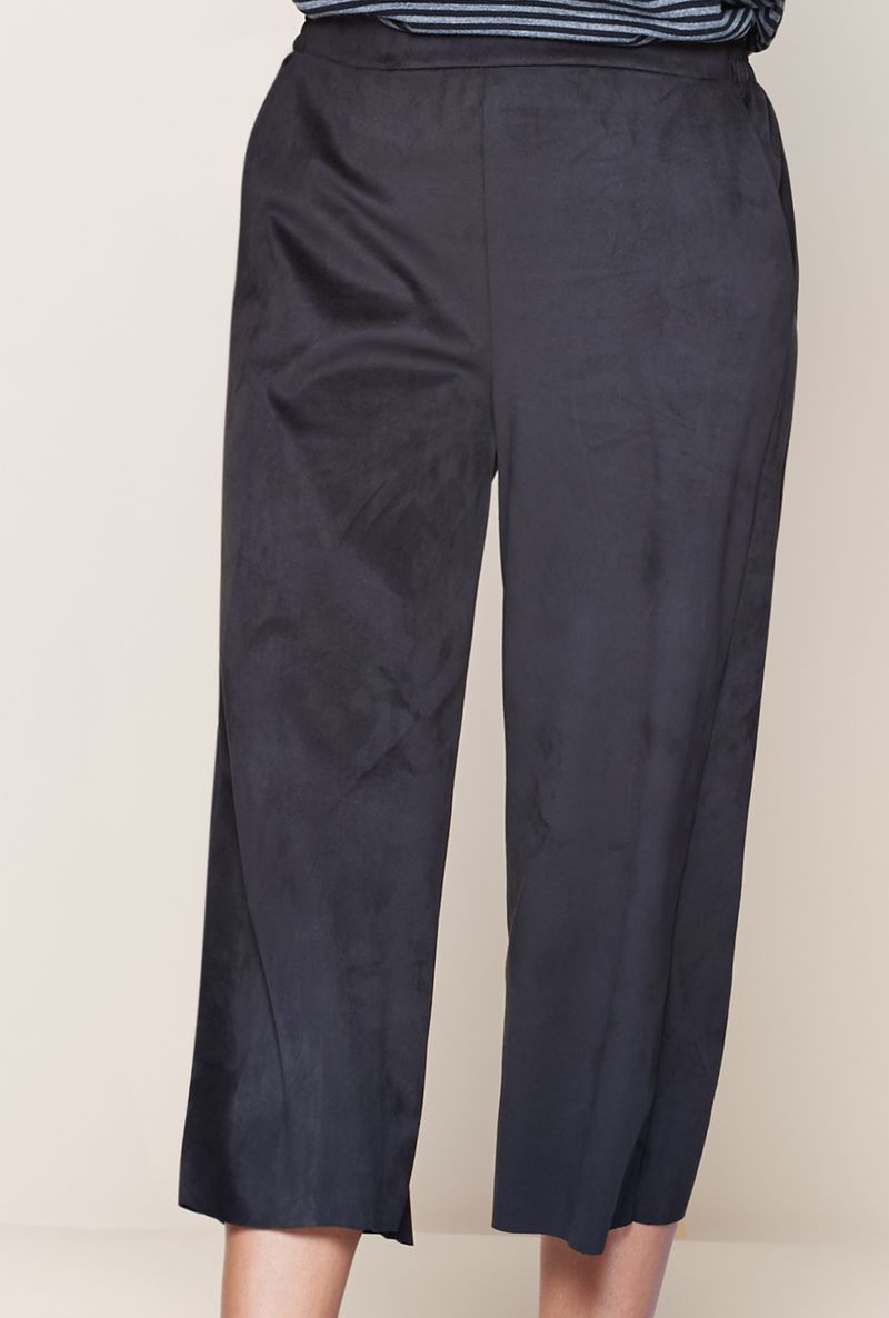 AI075X-019---Wear_front