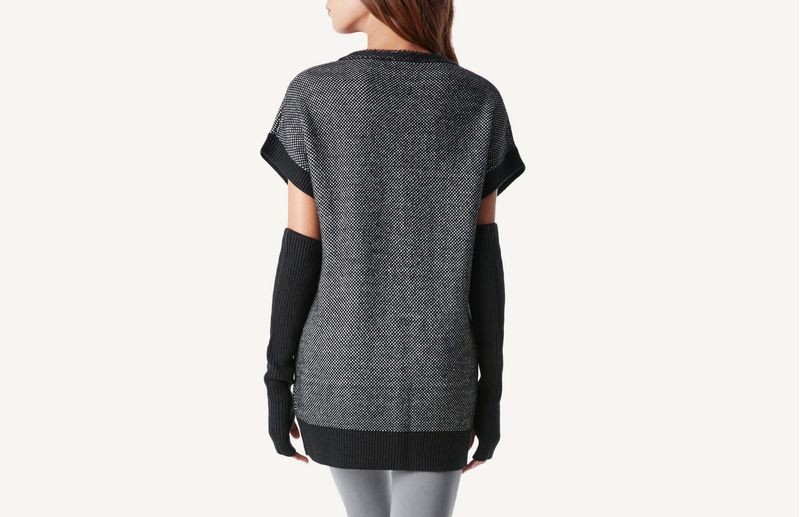 CM103A-4718---Wear_back
