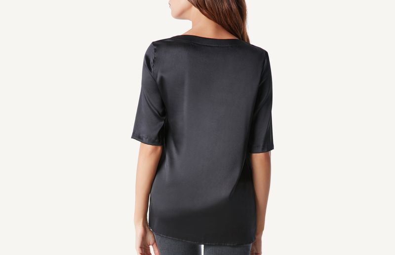CM104A-019---Wear_back
