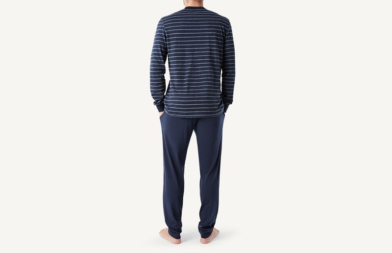 PLU428-6184---Look_back