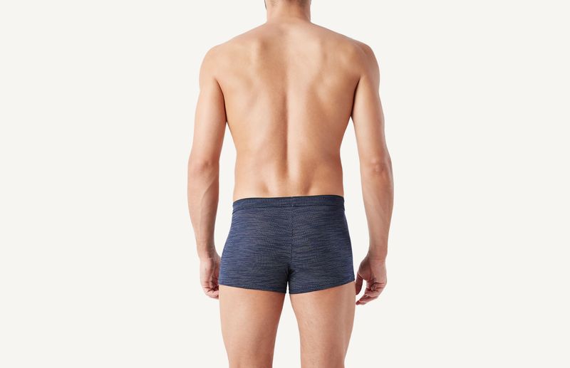 SBU725-6196---Look_back