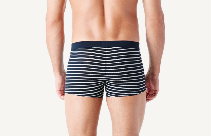 SBU731-6381---Wear_back