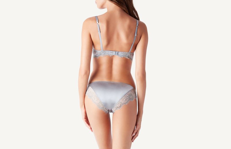 SID1202-6213---Look_back