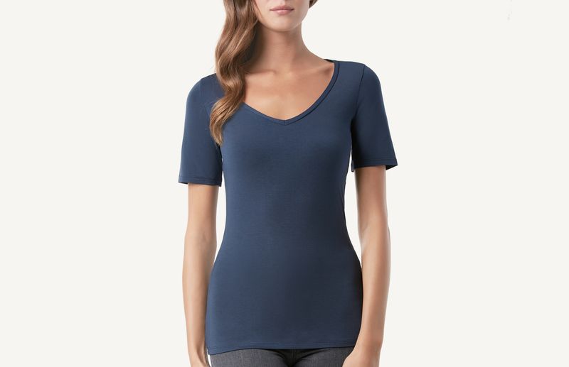 CM105A_wear_6224_F