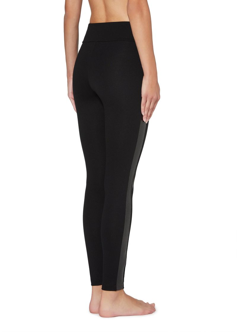 MODP0948_019_2-LEGGINGS-FAIXA-LATERAL-COM-EFEITO-CROCODILO