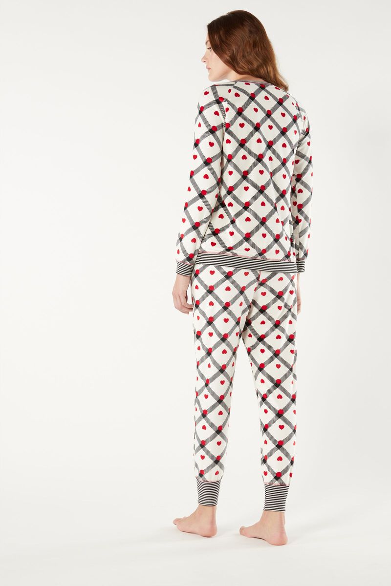 PLD824_284I_2-PIJAMA-COMPRIDO-COM-ESTAMPADO-DE-CORACOES-E-BOLINHAS