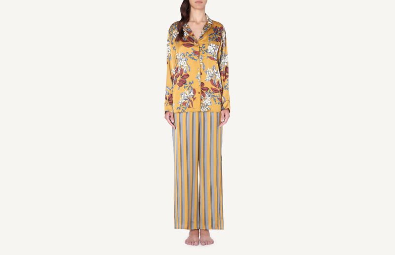 CLD794_067I_3-CASACO-EM-CETIM-DE-VISCOSE-ESTAMPADO
