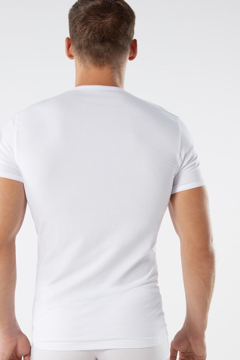 CMU05B_001_2-T-SHIRT-DECOTE-EM-V-EM-ALGODAO-ELASTICIZADO
