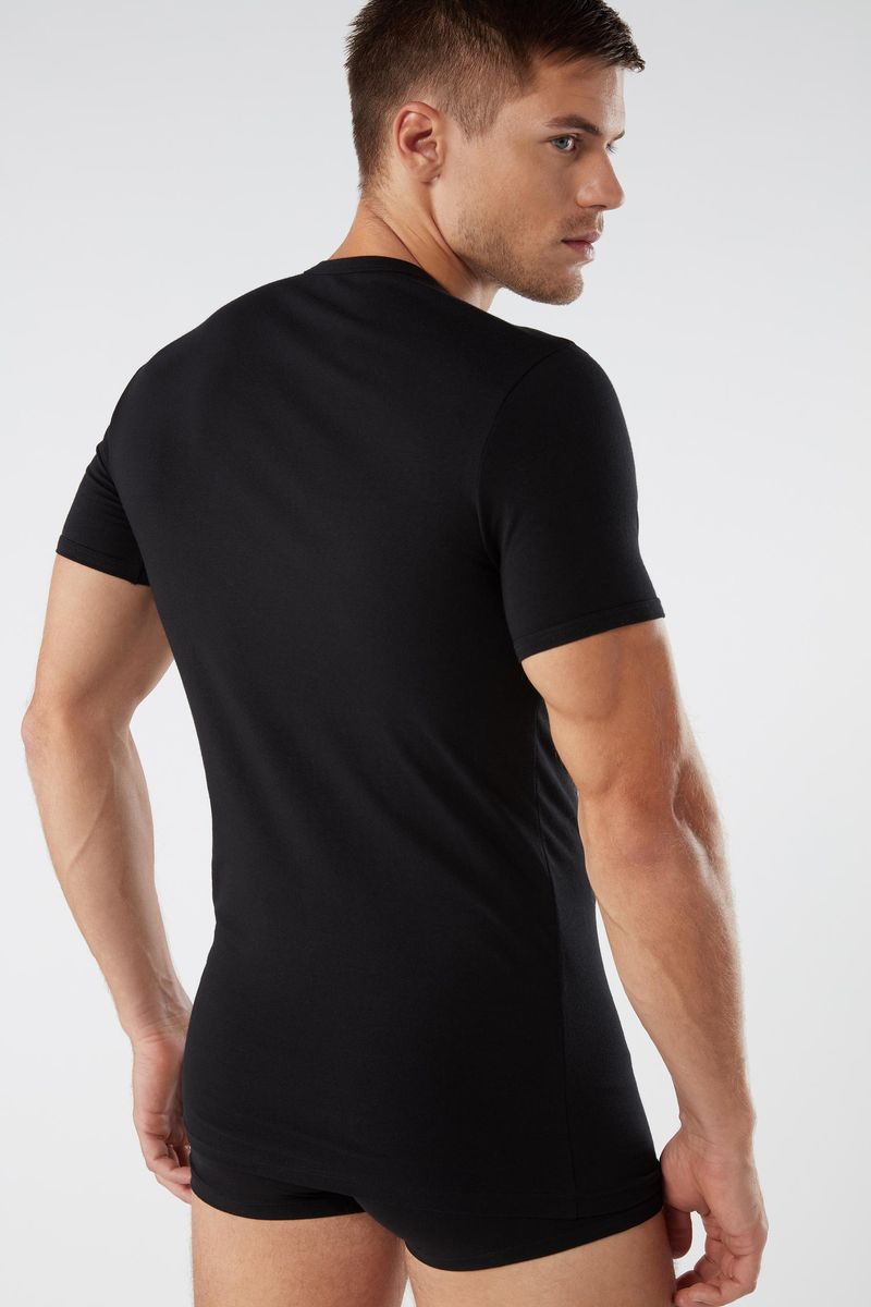CMU05A_019_2-T-SHIRT-GOLA-EM-ALGODAO-ELASTICIZADO