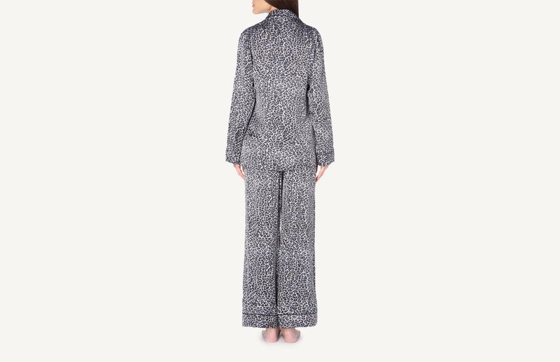 PD1304A_150I_2-CALCAS-EM-CETIM-DE-VISCOSE-ESTAMPADO-ANIMALIER