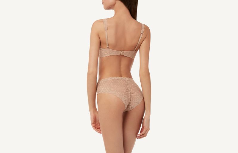 RBD89N_044_2-SOUTIEN-DANIELA-COM-ARO-EM-RENDA
