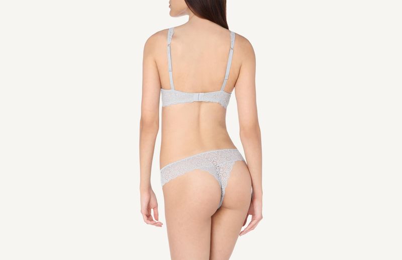 RID89L_9883_2-SOUTIEN-ELENA-COM-ARO-EM-RENDA