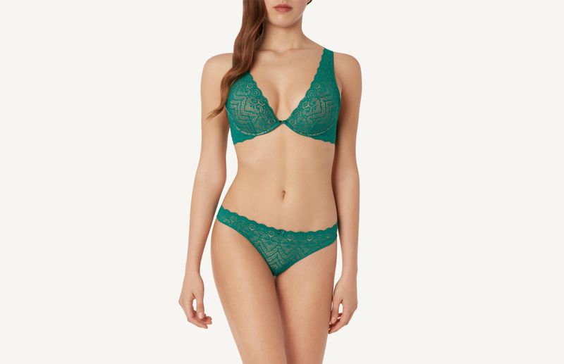 RID89L_9040_3-SOUTIEN-ELENA-COM-ARO-EM-RENDA
