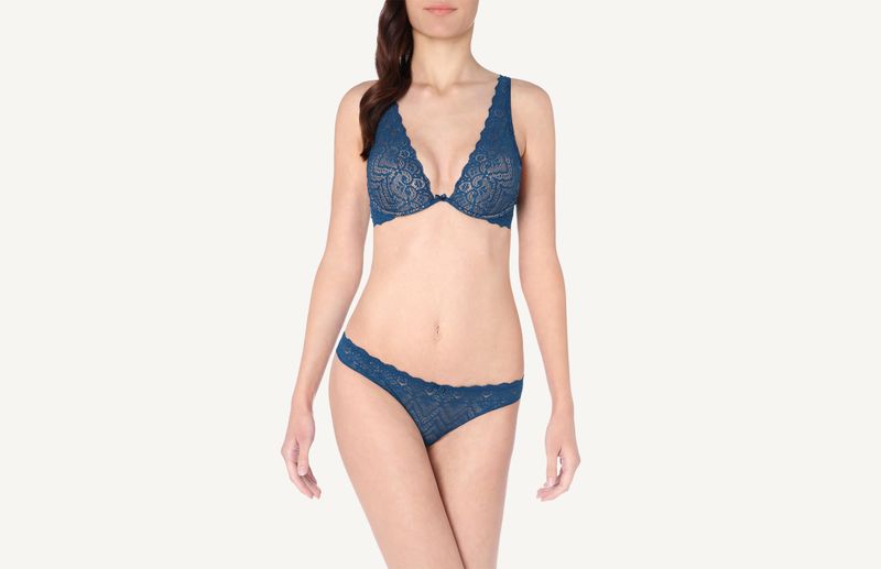 RID89L_9975_3-SOUTIEN-ELENA-COM-ARO-EM-RENDA