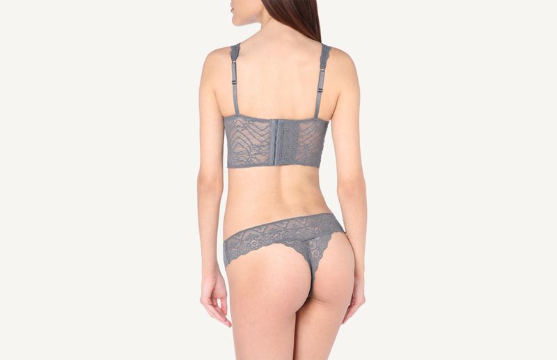 RID89T_9976_2-SOUTIEN-ELEONORA-COM-ARO-EM-RENDA