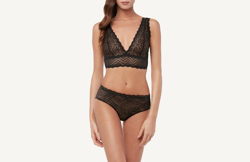 RSD89T_019_3-SOUTIEN-TRIANGULO-EM-RENDA-EFEITO-BRALETTE