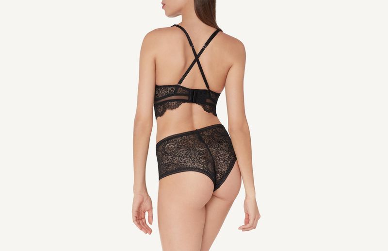 RTB1283_019_2-TOP-BRA-MEDITERRANEAN-CHARME