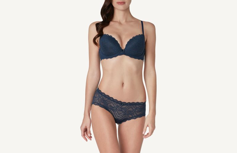 SI89A3_3094_3-CUECA-ENVOLVENTE-EM-RENDA-E-MICROFIBRA