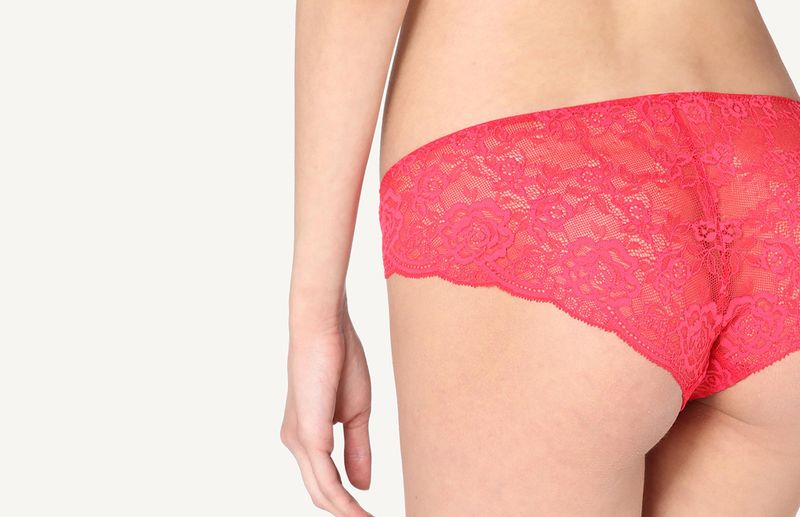 SI91P1_077I_6-CUECA-EM-RENDA-DE-CINTURA-DESCIDA