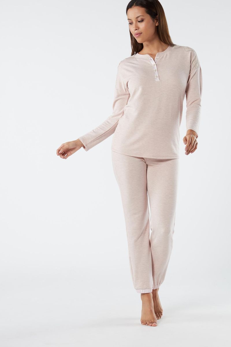 PLD819_290I_3-PIJAMA-COMPRIDO-EM-MODAL-E-CAXEMIRA-COM-PORMENOR-EM-RENDA