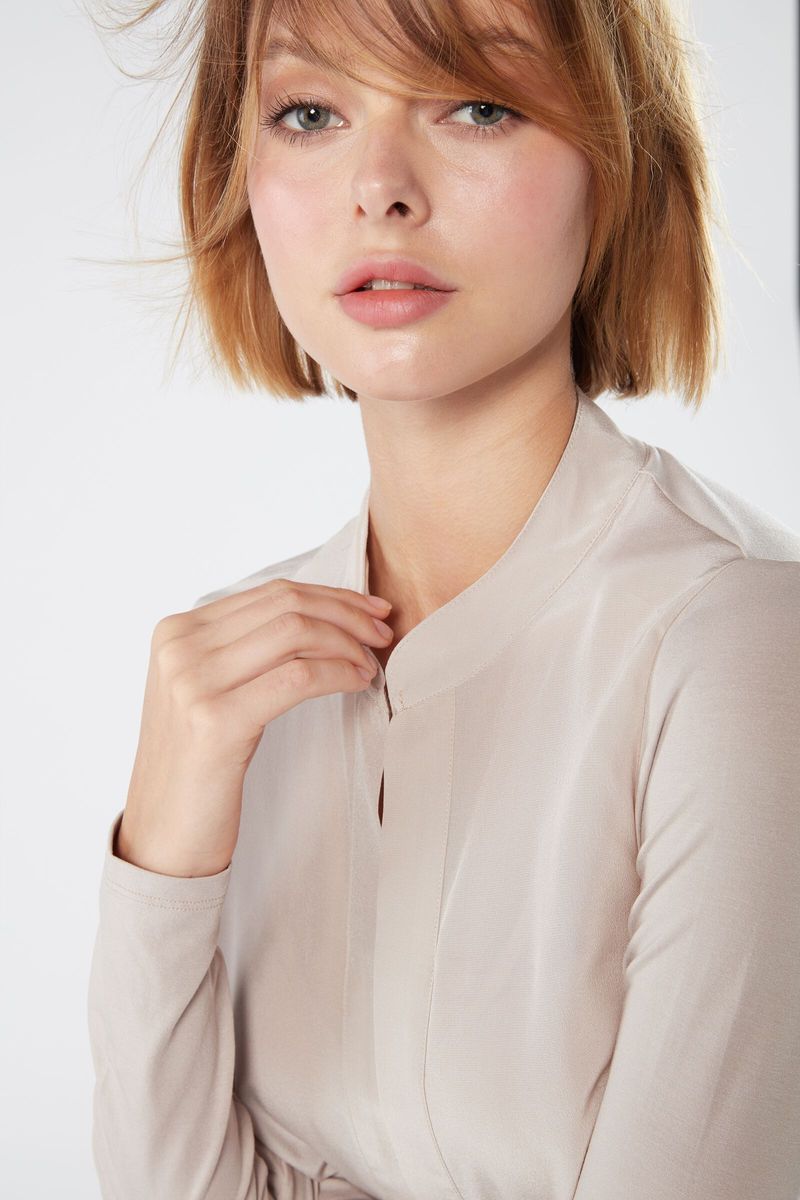 CL126C_3096_6-CAMISOLA-DE-MANGA-COMPRIDA-CREPE-DE-SEDA-E-MODAL