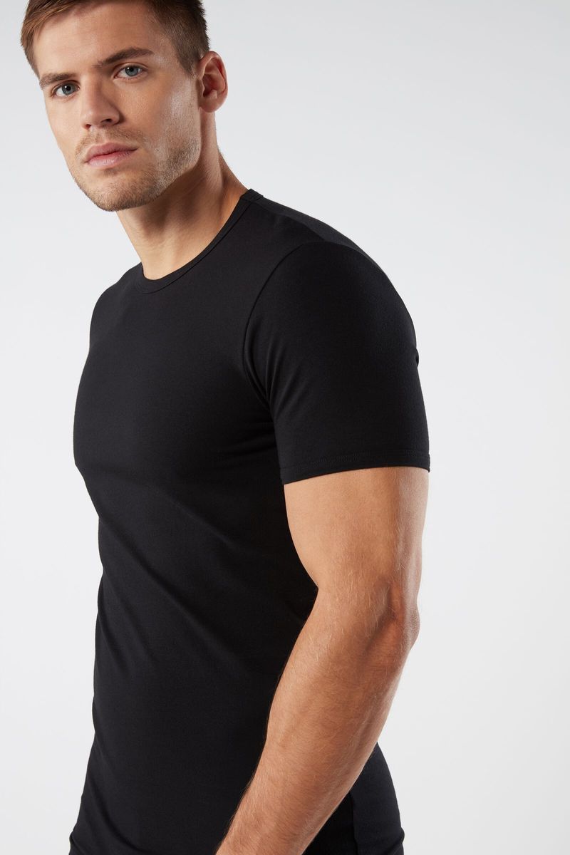 CMU05A_019_1-T-SHIRT-GOLA-EM-ALGODAO-ELASTICIZADO