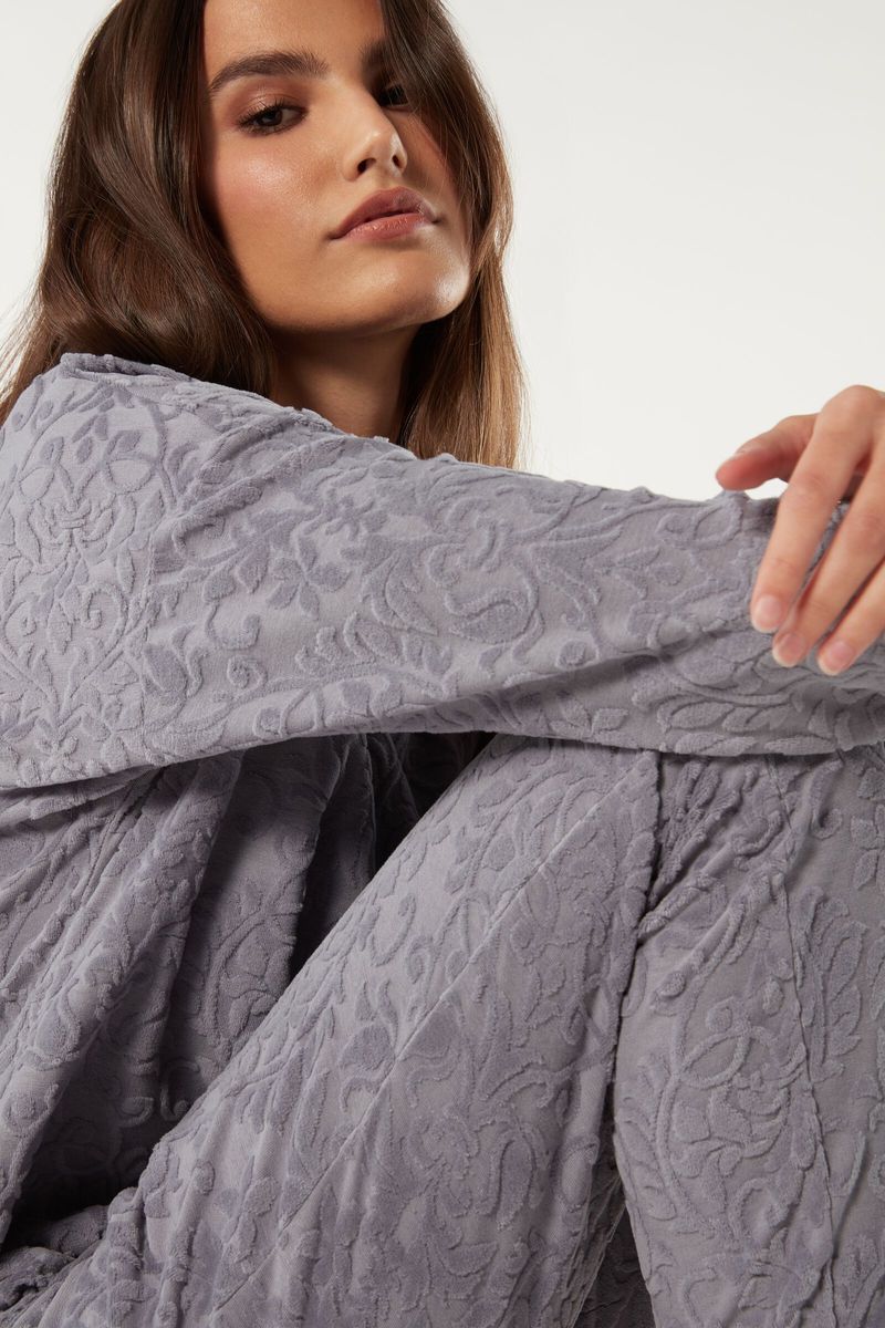 PLD818_234I_V2_1-PIJAMA-COMPRIDO-CHENILLE-DE-ALGODAO-PADRAO-DAMASCO