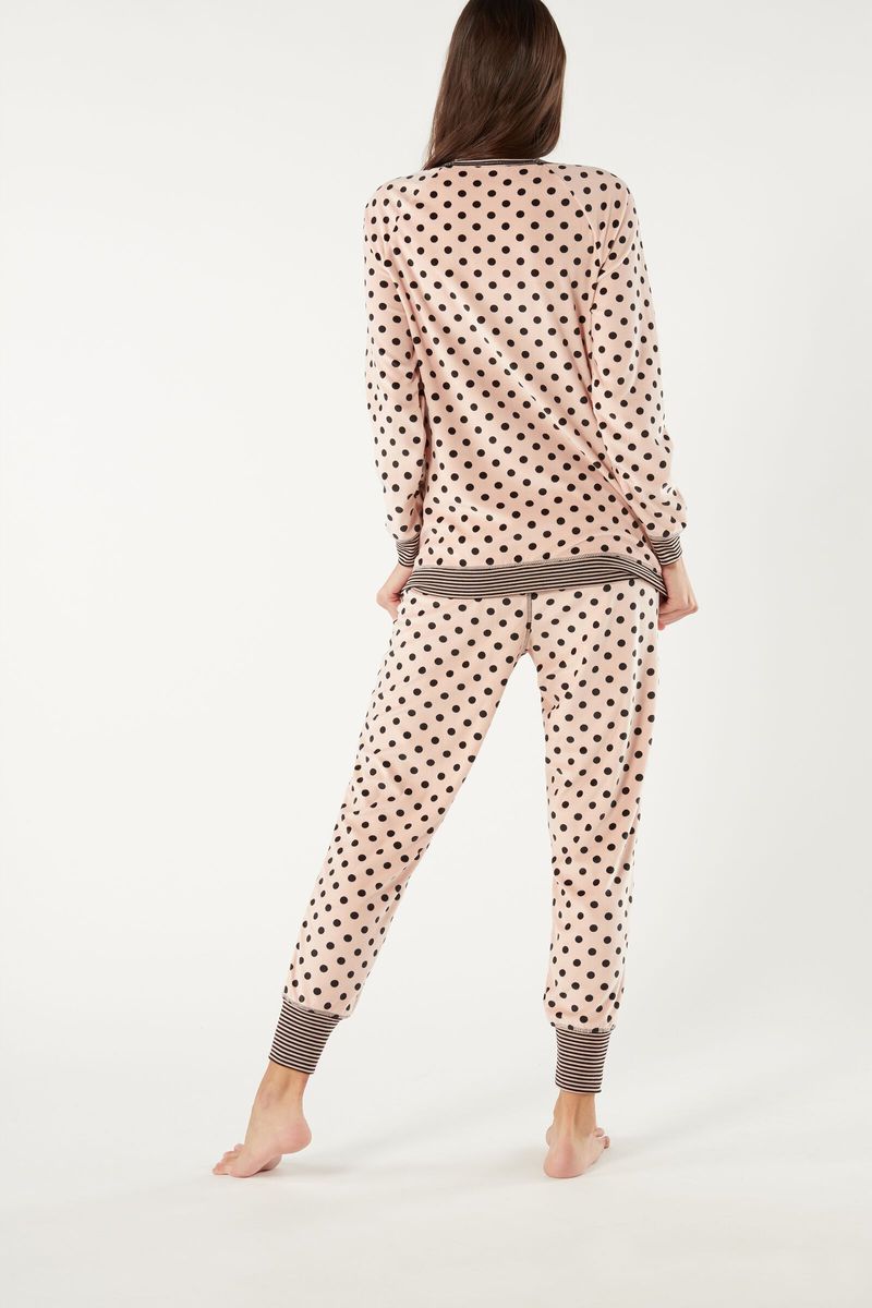 PLD825_285I_2-PIJAMA-COMPRIDO-EM-VELO-AS-BOLINHAS
