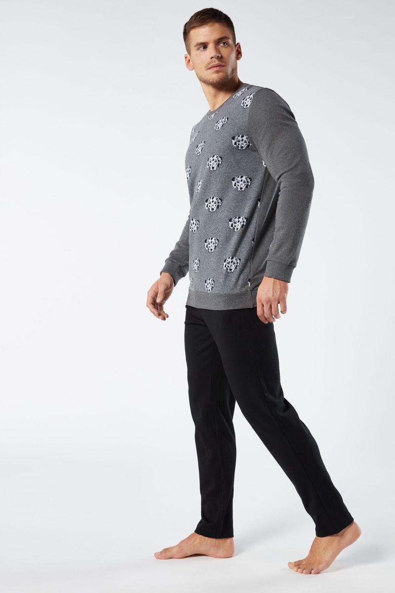 PLU521_239I_4-PIJAMA-COMPRIDO-EM-JACQUARD-COM-PADRAO-DE-DALMATA