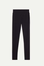 AI002L_019_10-LEGGINGS-IN-ACTION-EM-MODAL
