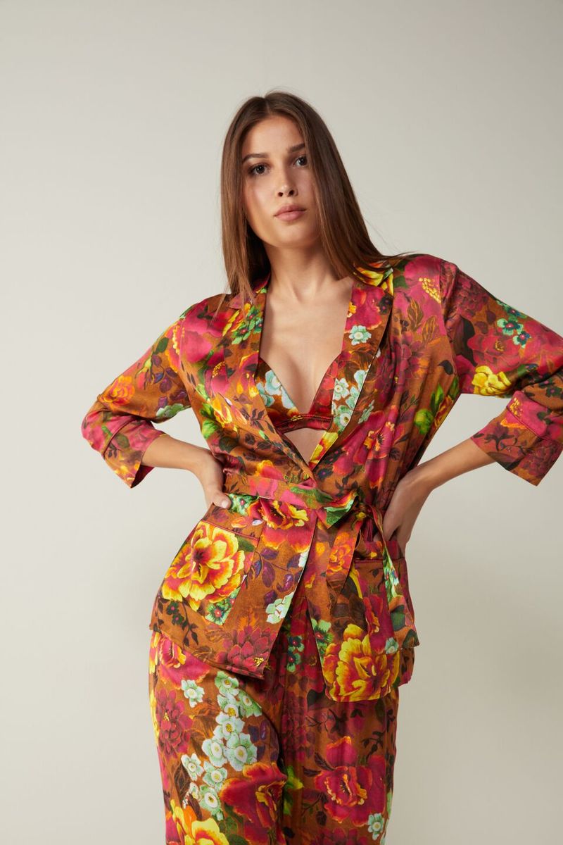 CLD1391_403I_3-CASACO-EM-CETIM-DE-VISCOSE-BLOOMING-SUMMER