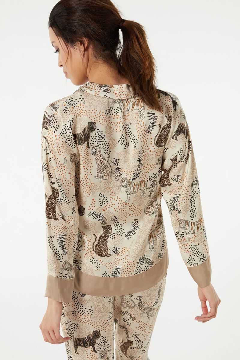 CLD832_365I_2-CASACO-EM-CETIM-DE-VISCOSE-TIGER-NIGHT