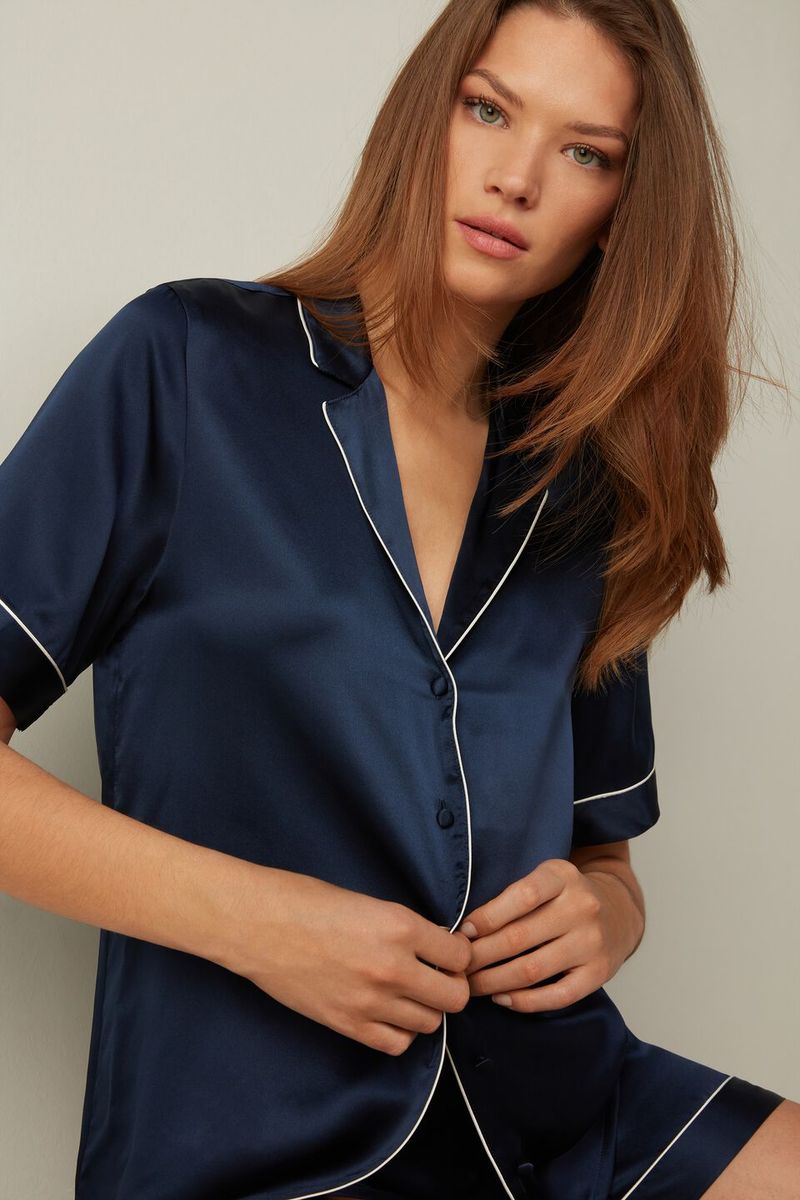 CMD1233_3094_1-CAMISA-DE-MANGA-CURTA-EM-SEDA-COM-VIVOS-A-CONTRASTAR