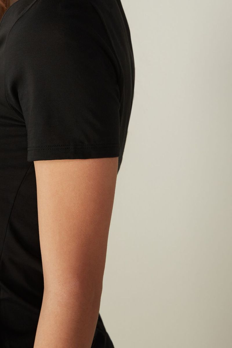 CMD12N_019_6-CAMISOLA-DE-MANGA-CURTA-EM-ALGODAO-SUPIMA®-ULTRAFRESH-COM-DECOTE-REDONDO