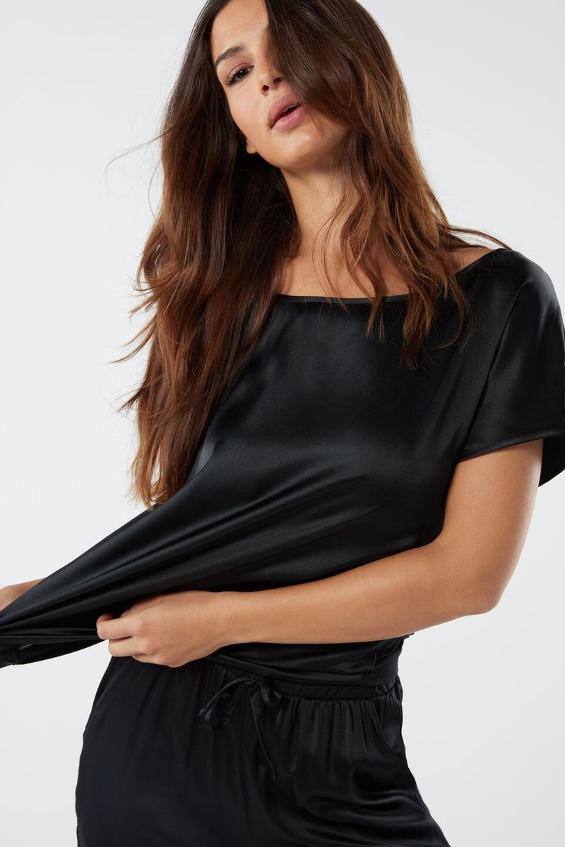 CMD71A_019_3-CAMISOLA-EM-SEDA-E-MODAL-COM-CORTE-QUIMONO
