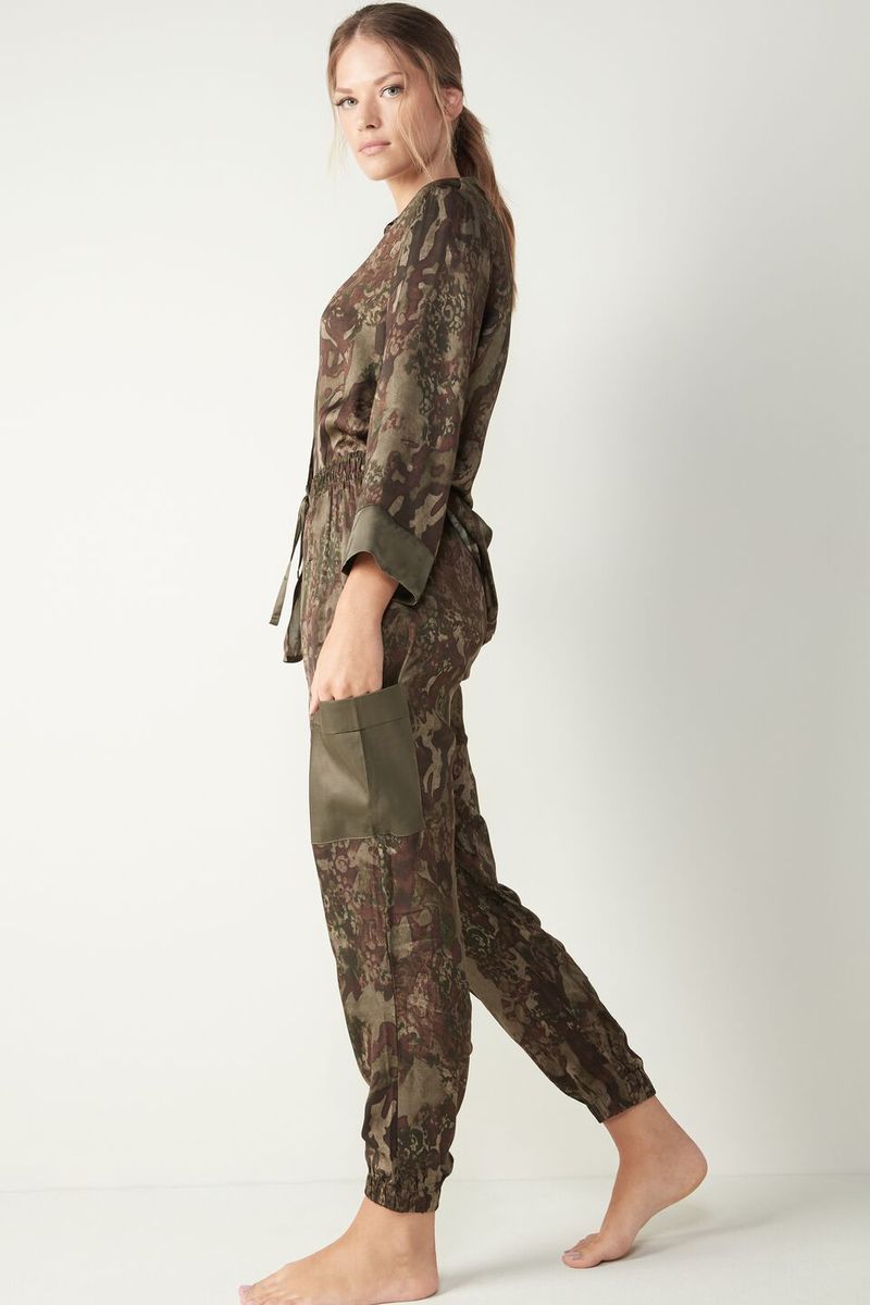 PDL1399_1748_4-CALCAS-JOGGER-EM-CETIM-DE-VISCOSE-NATURE-TEXTURE