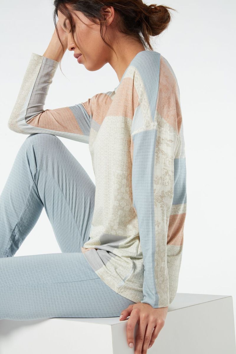 PLD838_371I_1-PIJAMA-COMPRIDO-EM-MODAL-COM-PADRAO-JACQUARD