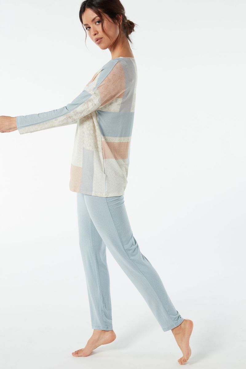 PLD838_371I_4-PIJAMA-COMPRIDO-EM-MODAL-COM-PADRAO-JACQUARD