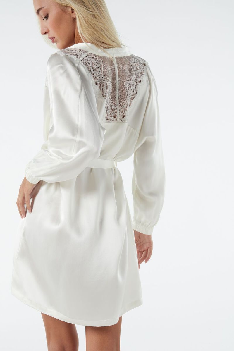 PVD1368_2127_2-ROBE-EM-SEDA-E-RENDA-LADY-SHEER