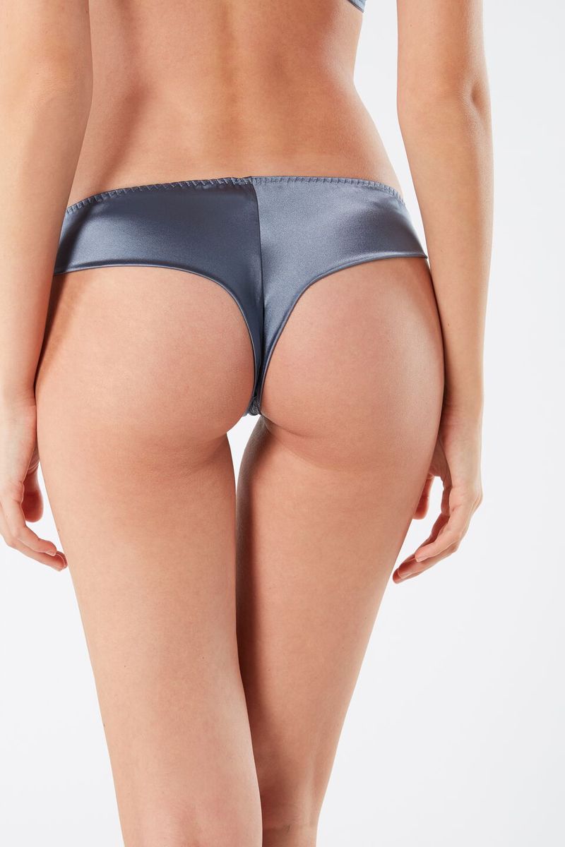 SBD92A_234I_V2_2-CUECA-BRASILEIRA-EM-SEDA