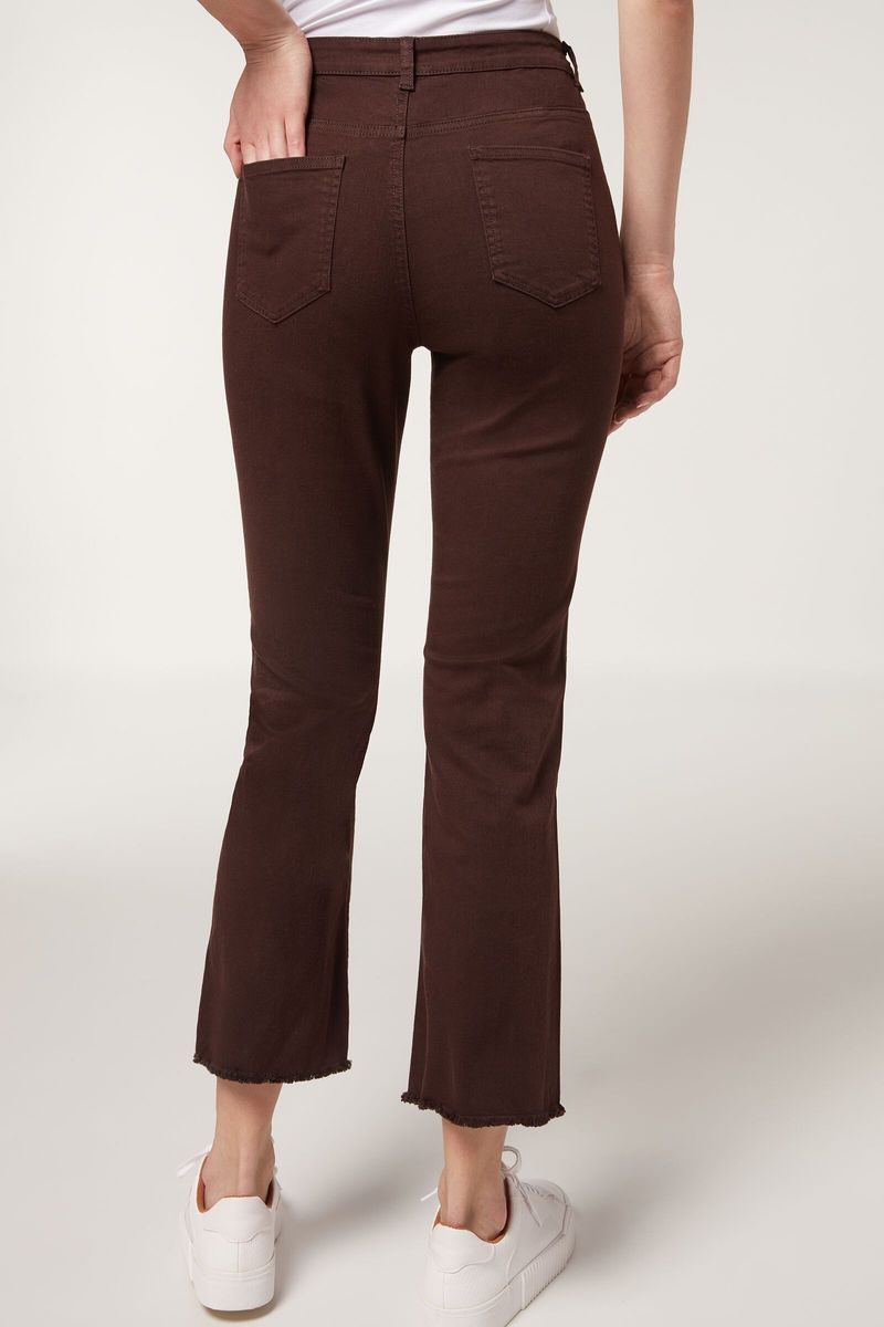 MODP0985_4906_V2_2-JEANS-CROPPED-FLARE
