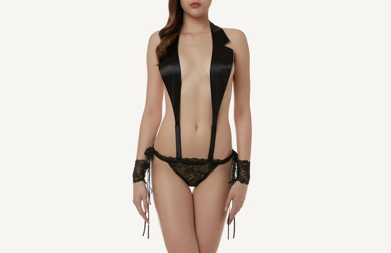 BOD202_019_1-BODY-COM-REVERS-E-PUNHOS