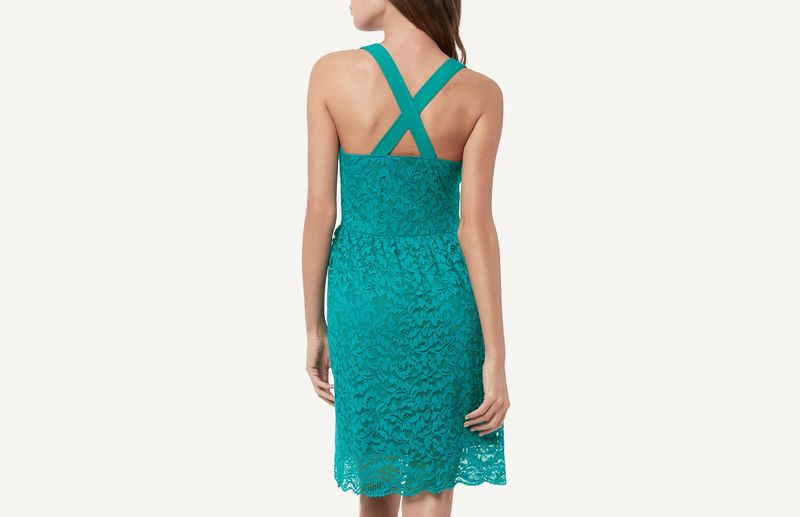 CG113A_6889_2-VESTIDO-DE-RENDA-COM-CRUZADO-NAS-COSTAS