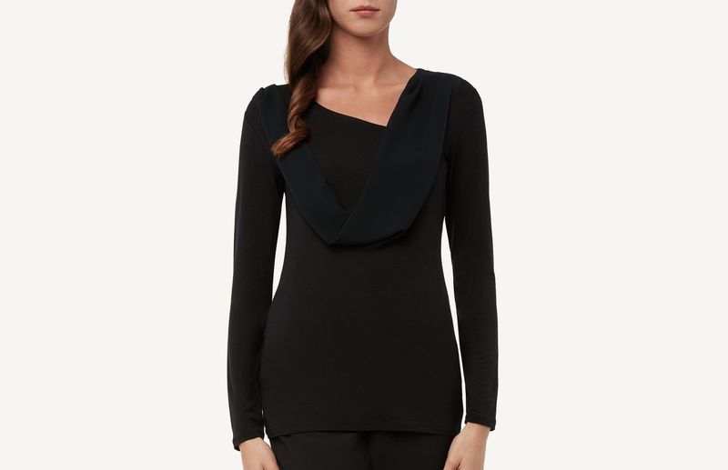 CL100Z_019_1-CAMISOLA-DE-MANGA-COMPRIDA-COM-DECOTE-EM-CAPUZ